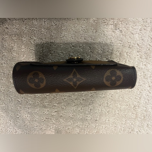 Louis Vuitton Reverse Monogram Juliette Wallet - Picture 2 of 9